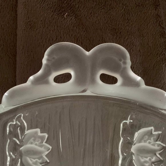 VINTAGE MIKASA WALTHER CRYSTAL GLASS TRAY WITH SWANS & LILY PADS, EUC/LIKE NEW - Picture 4 of 5